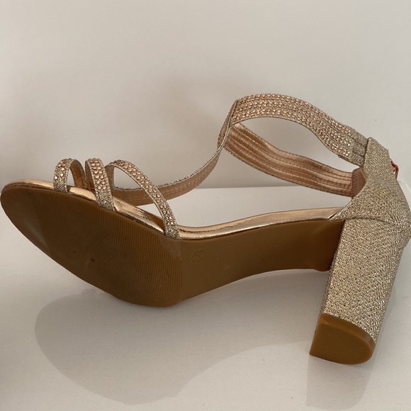 Rose gold studded block heels Davids Bridal Everly Size 8 - Picture 11 of 16